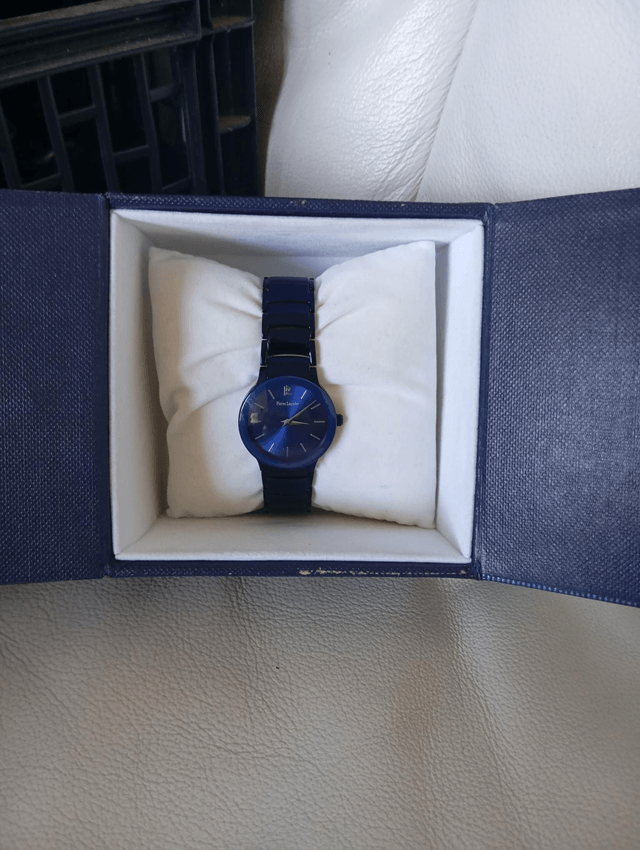 Montre femme anodisée bleue Pierre Lannier