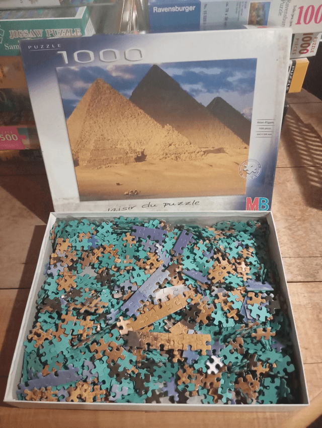 Puzzle MB 1000 pièces pyramide 